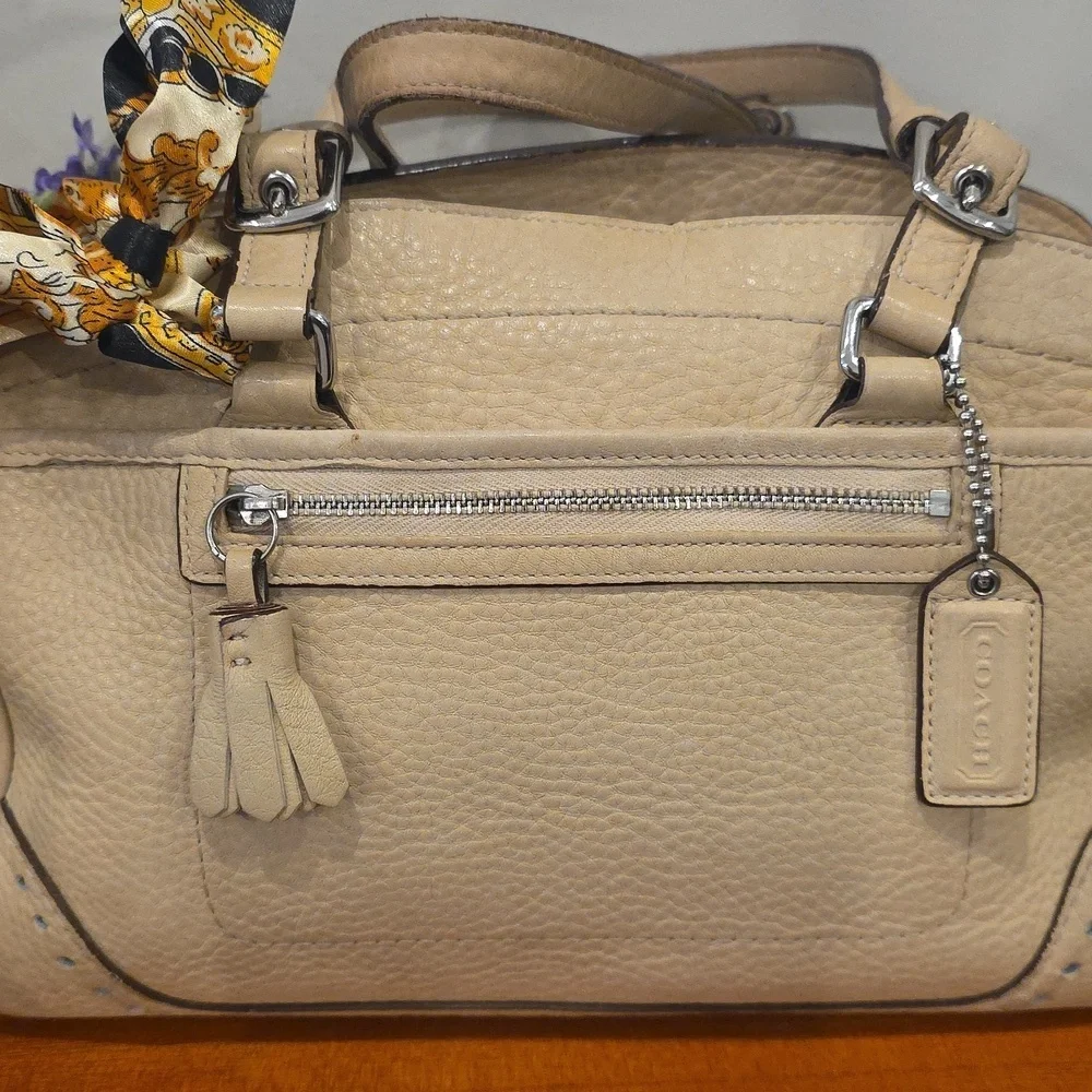 Coach authentic vintage